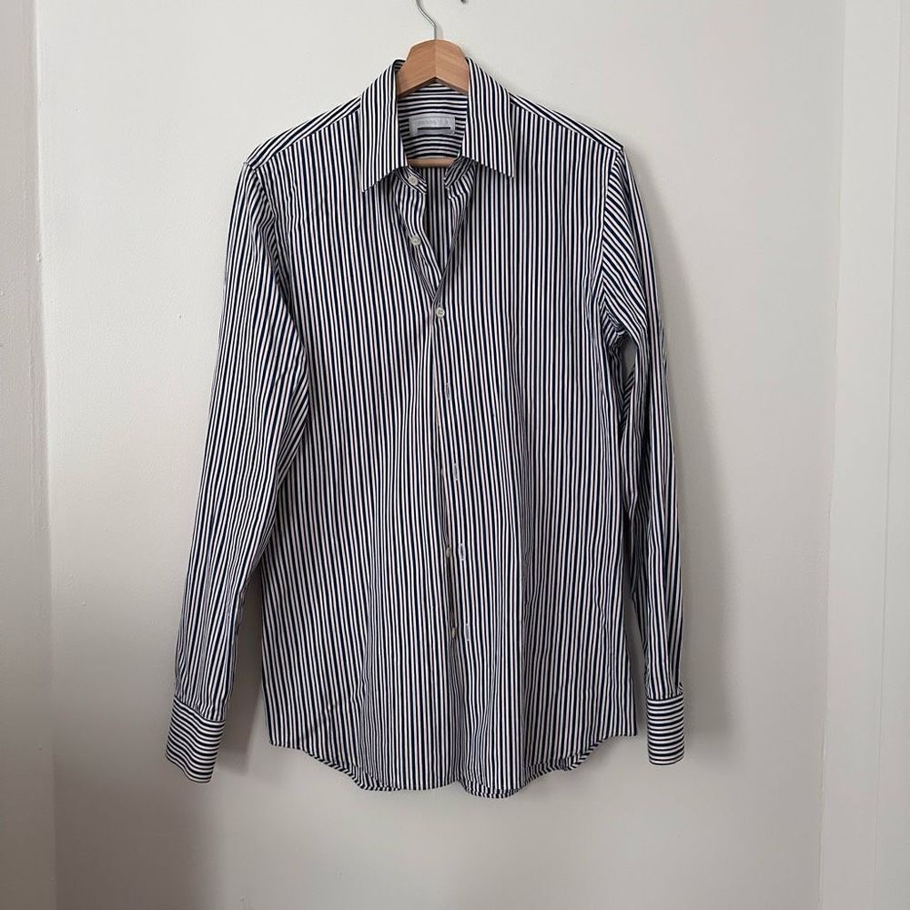 Men’s Prada shirt